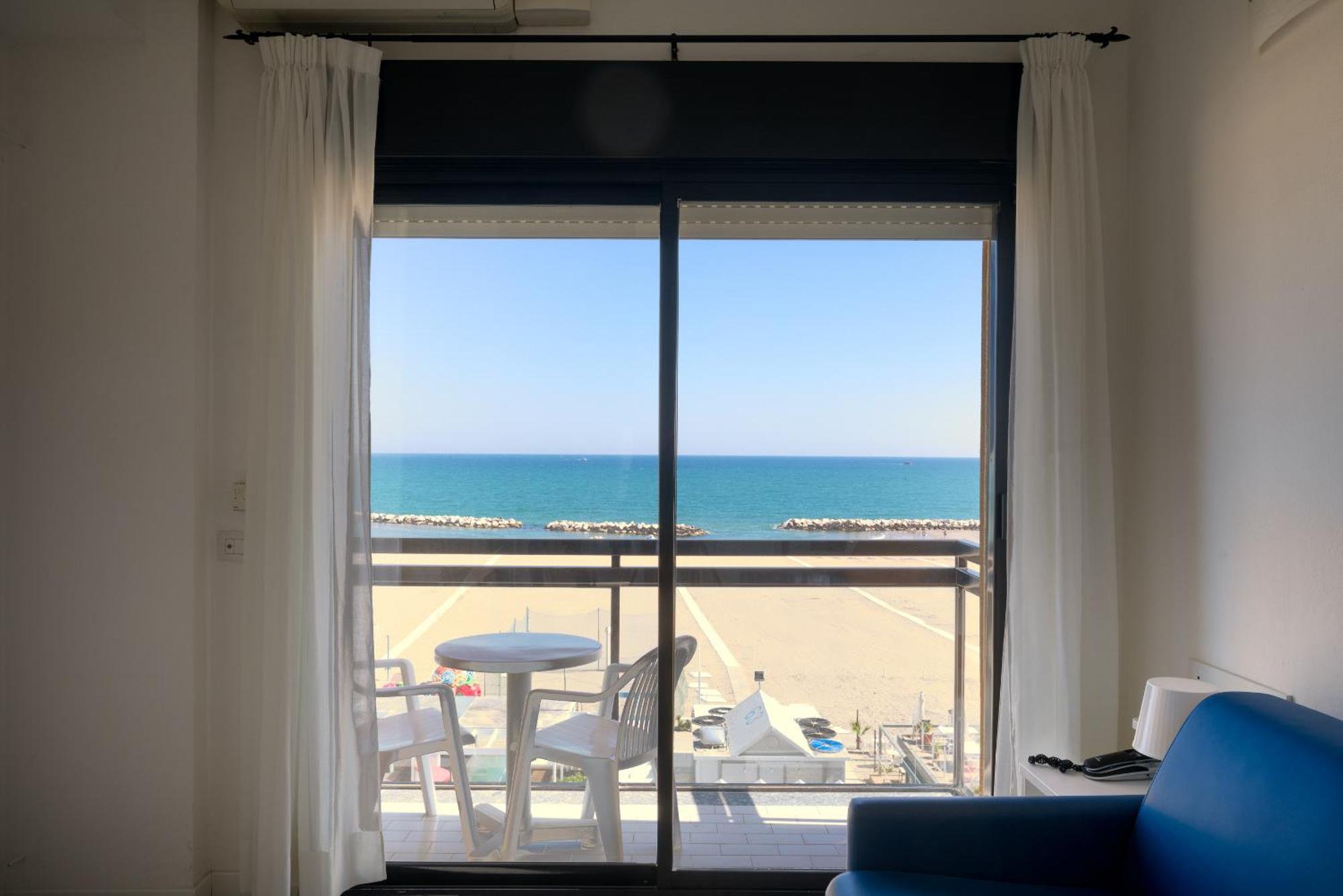 Rex Residence Hotel Cattolica Exterior foto