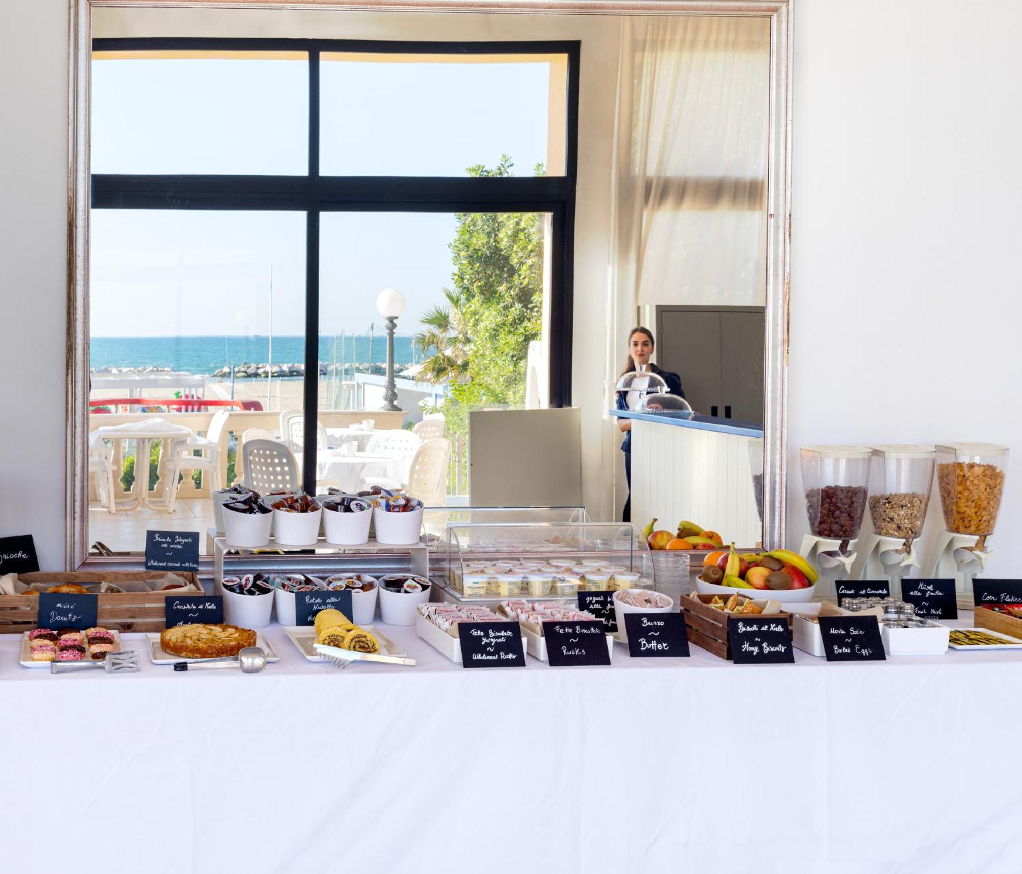 Rex Residence Hotel Cattolica Exterior foto